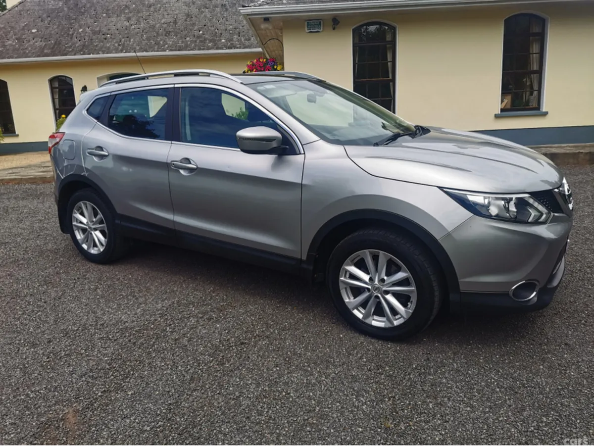 Nissan Qashqai MPV, Diesel, 2016, Silver