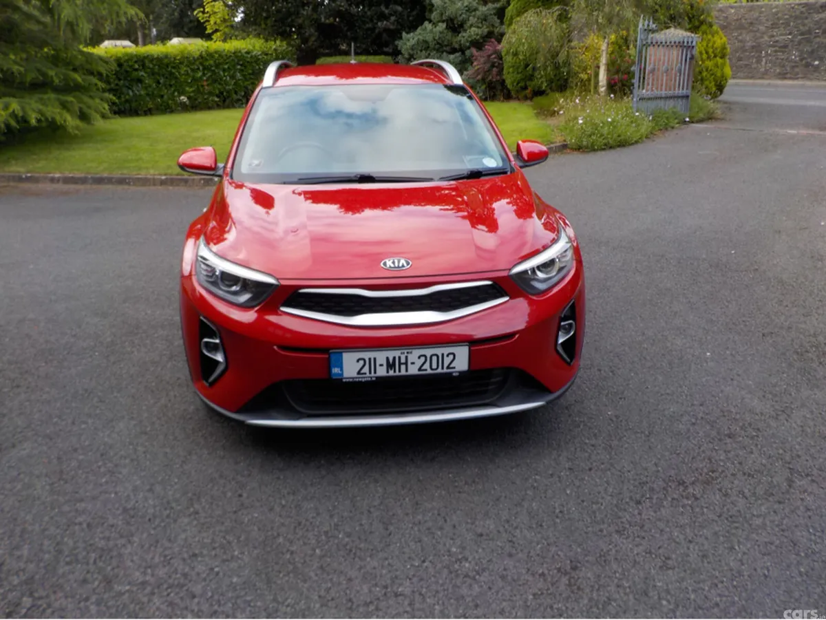 Kia Stonic Hatchback, Petrol, 2021, Red