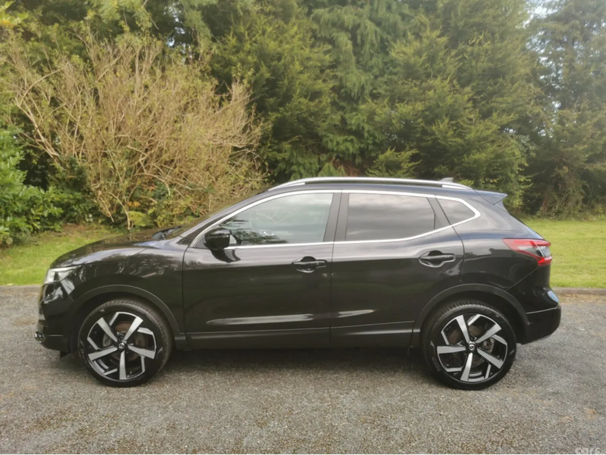 Nissan Qashqai MPV, Diesel, 2018, Black