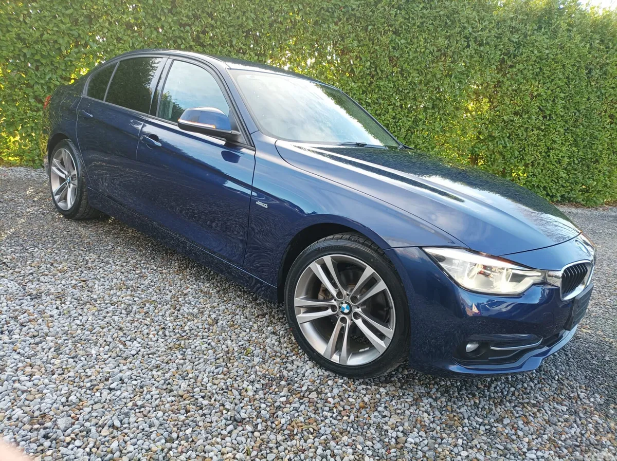 BMW 3-Series Hatchback, Diesel, 2018, Blue