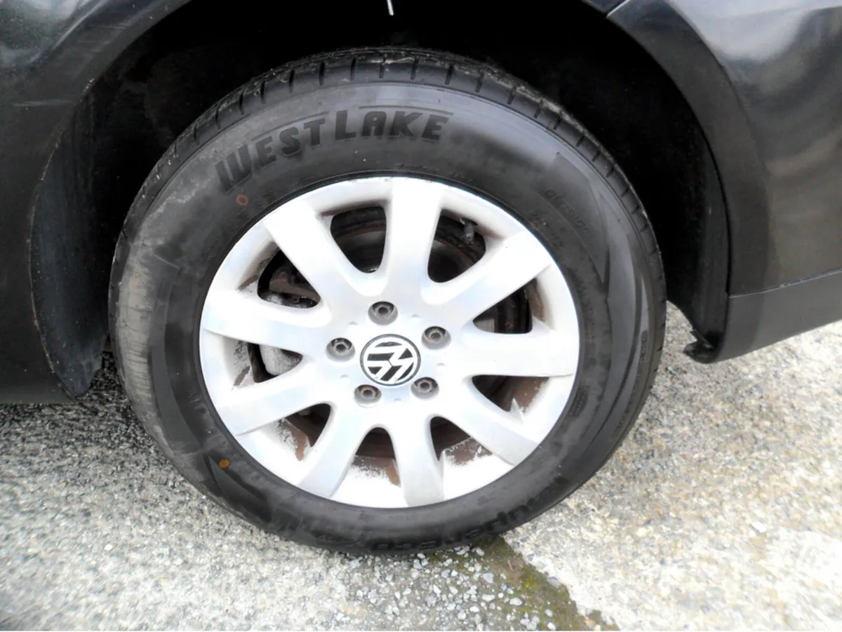 Volkswagen Touran MPV, Diesel, 2008, Black