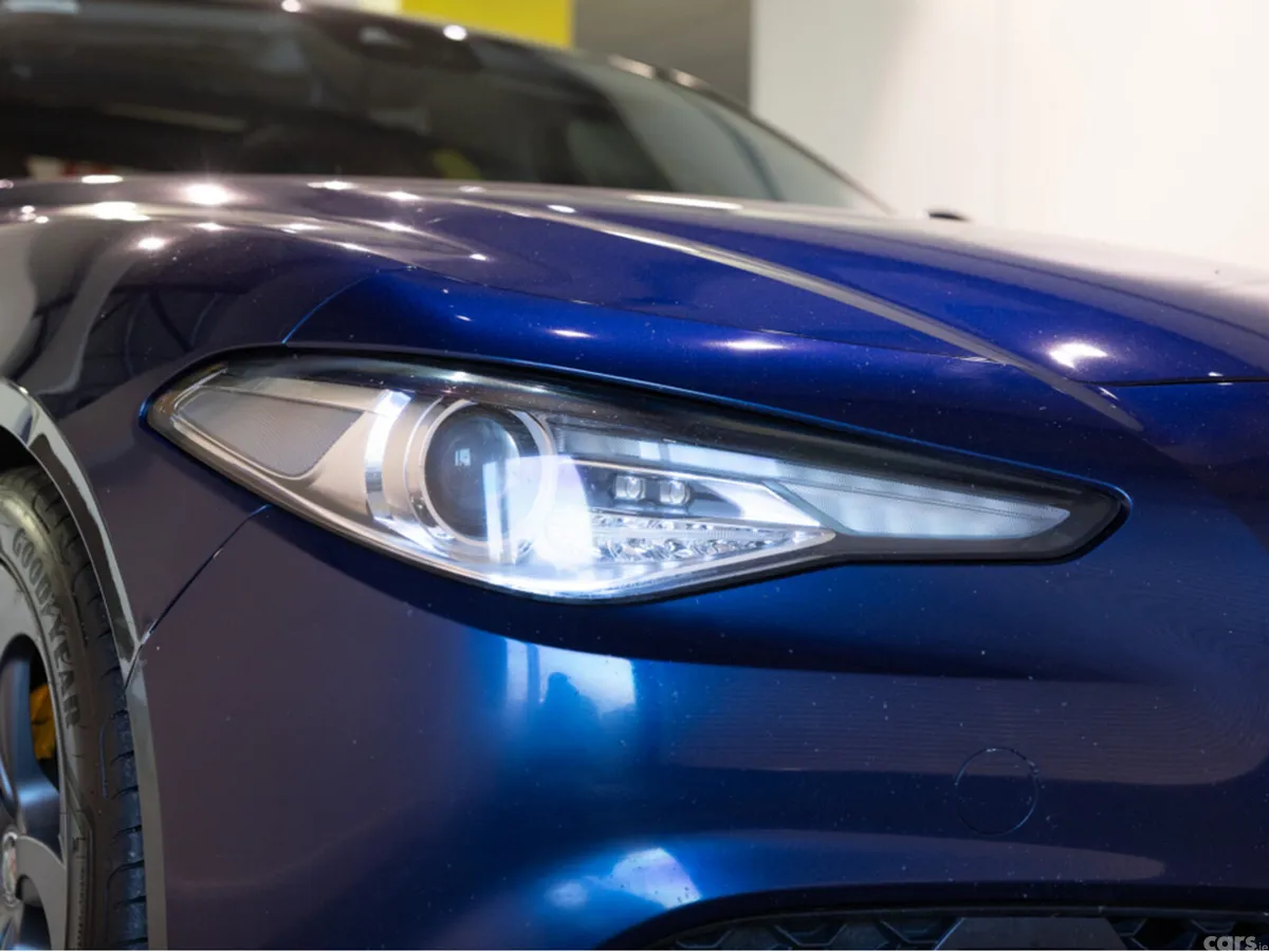 Alfa Romeo Giulia Saloon, Diesel, 2017, Blue