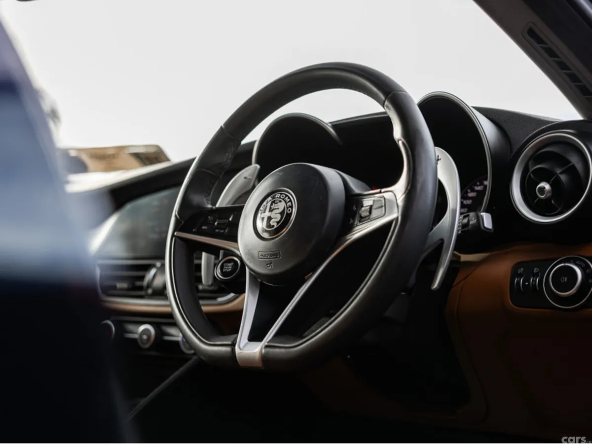 Alfa Romeo Giulia Saloon, Diesel, 2017, Blue