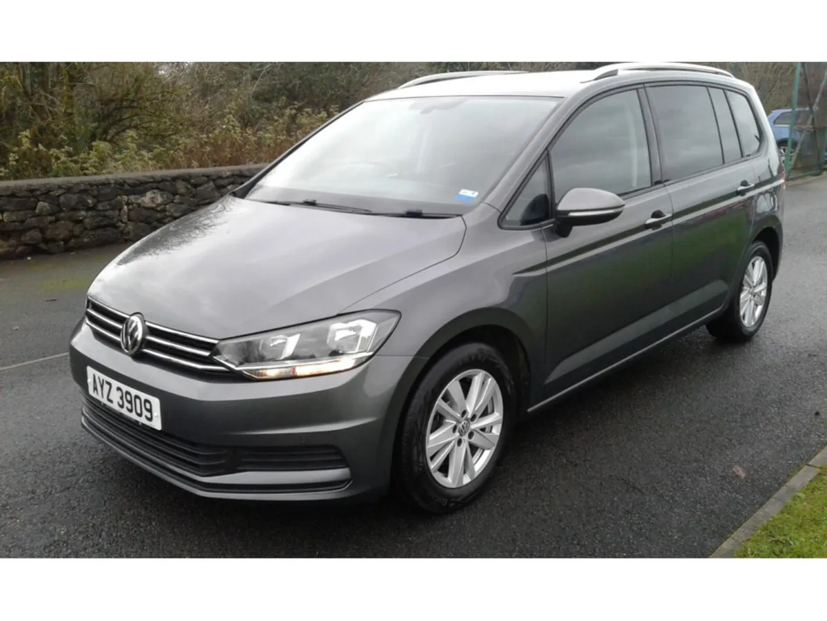 Volkswagen Touran MPV, Diesel, 2020, Grey