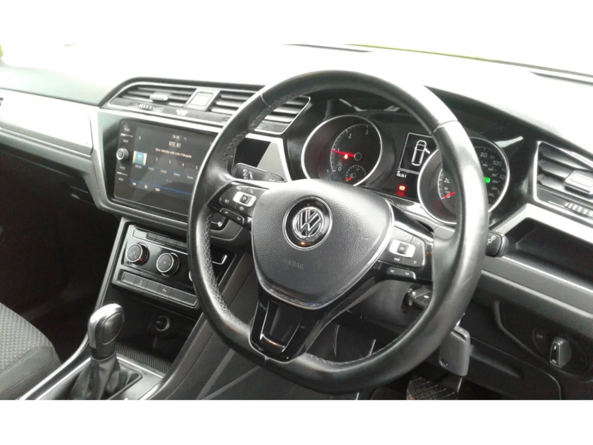 Volkswagen Touran MPV, Diesel, 2020, Grey