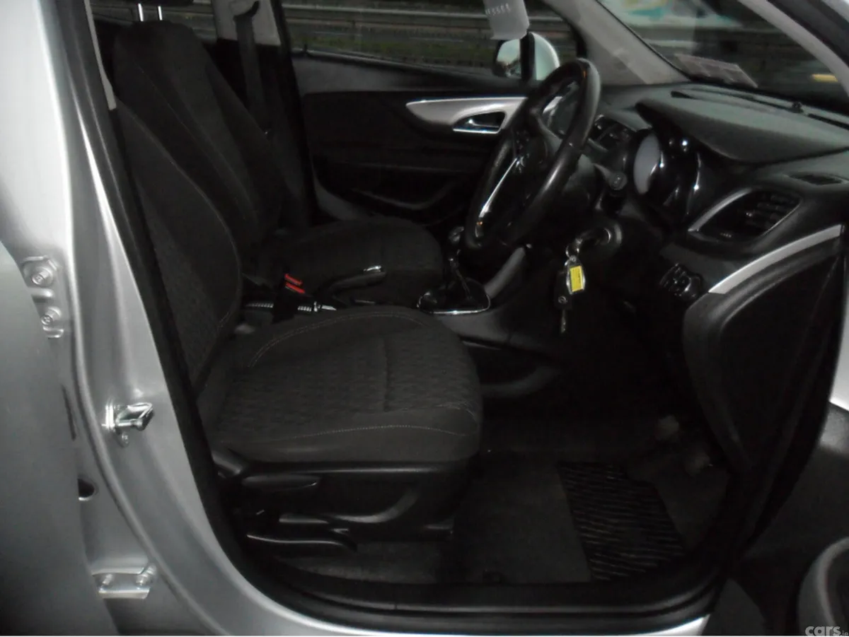 Opel Mokka Hatchback, Diesel, 2015, Silver