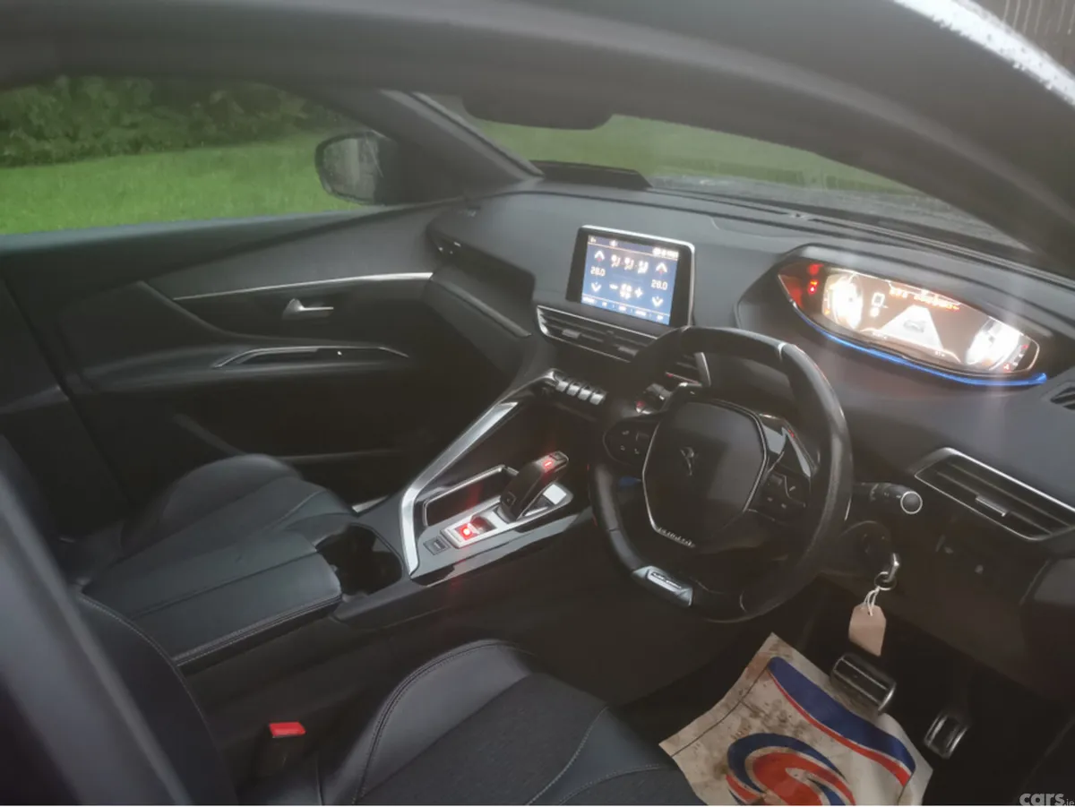 Peugeot 3008 Hatchback, Diesel, 2019, Black