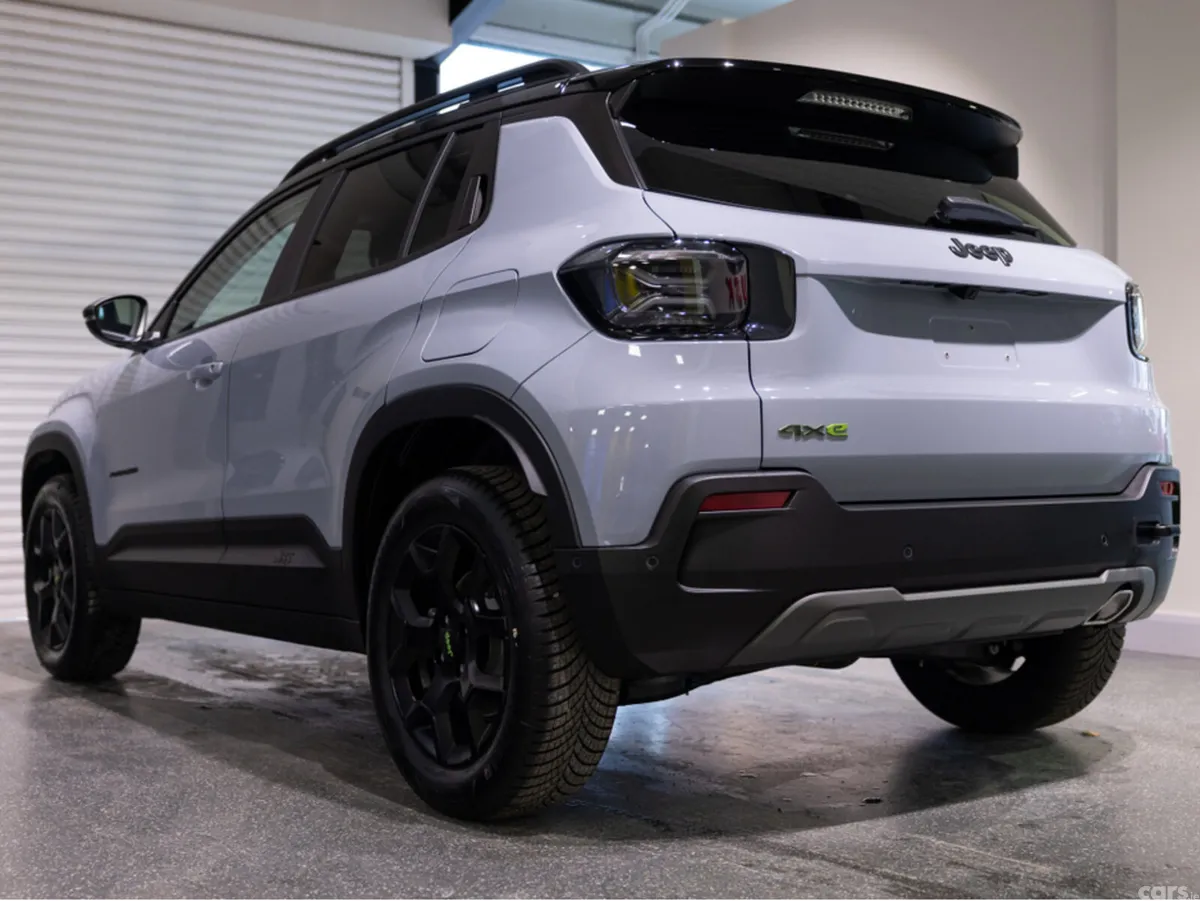 Jeep Avenger SUV, Petrol Hybrid, 2026, Blue