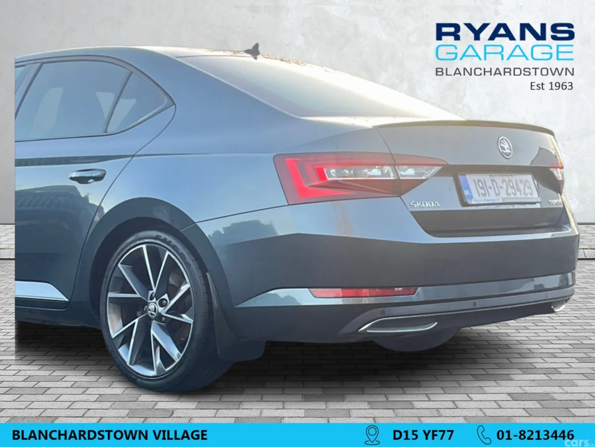 Skoda Superb Hatchback, Diesel, 2019, Grey