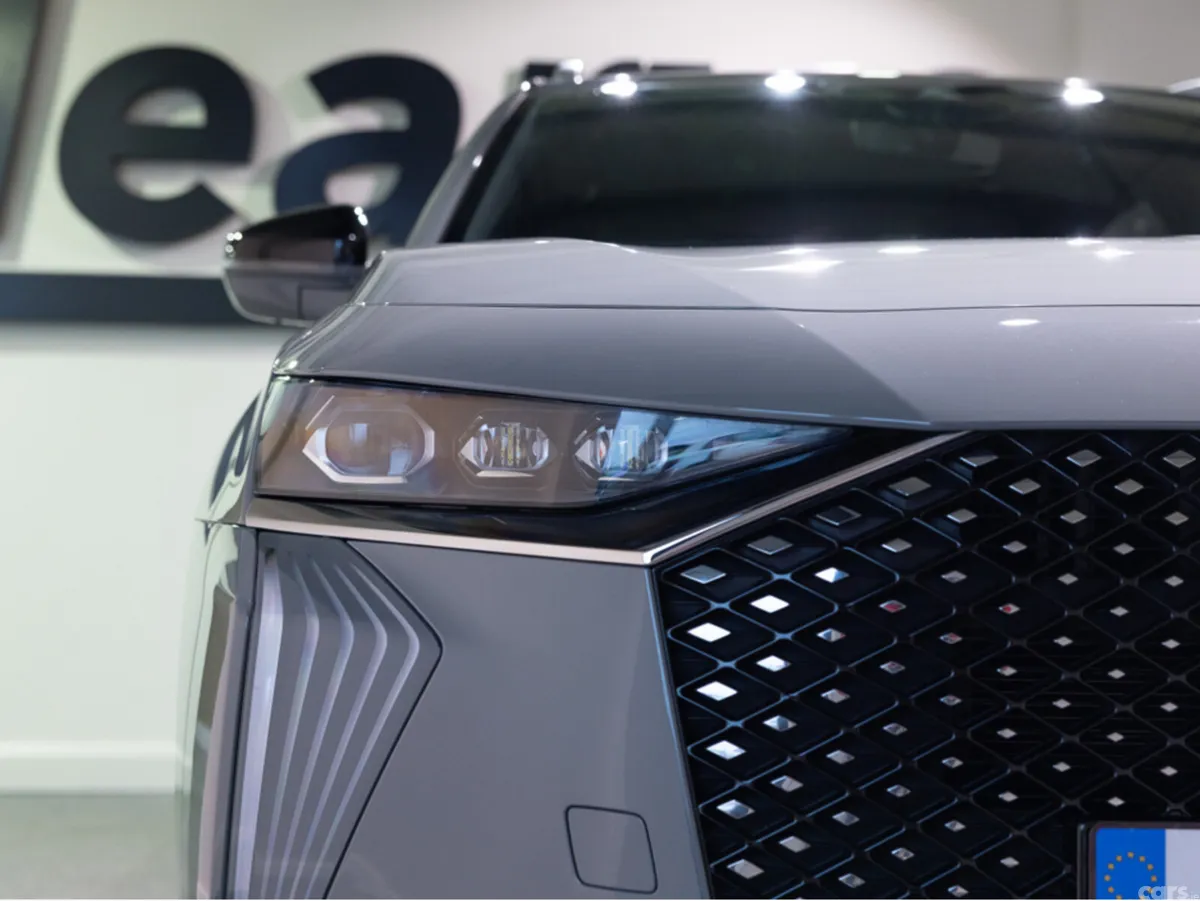 DS Automobiles DS 7 SUV, Petrol Plug-in Hybrid, 2024, Grey