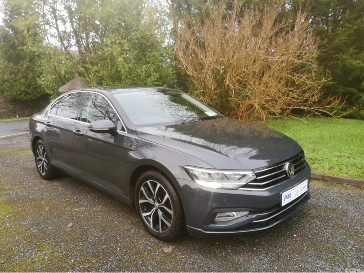Volkswagen Passat Saloon, Diesel, 2020, Grey