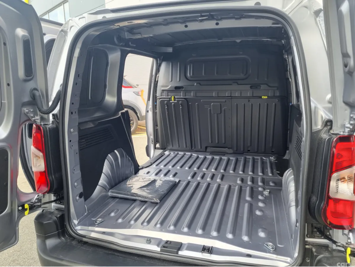 Fiat Doblo Van, Diesel, 2026, Grey