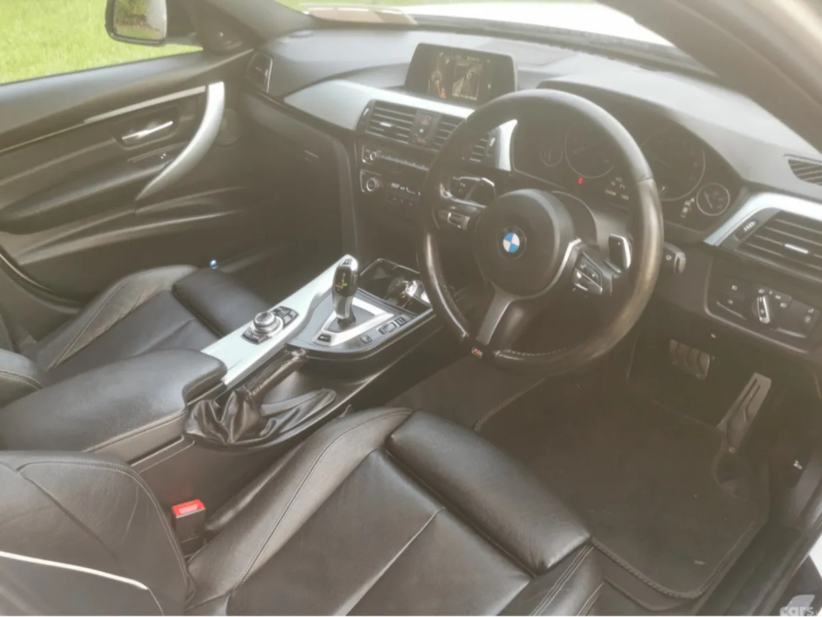 BMW 3-Series Saloon, Petrol Hybrid, 2016, White