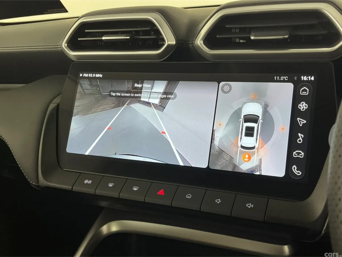 MG ZS SUV, Petrol Hybrid, 2027, Silver
