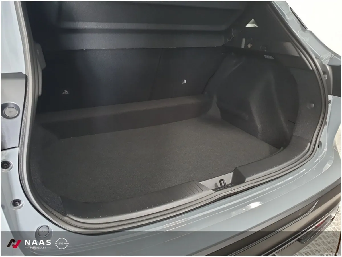 Nissan Qashqai MPV, Petrol Hybrid, 2027, Grey