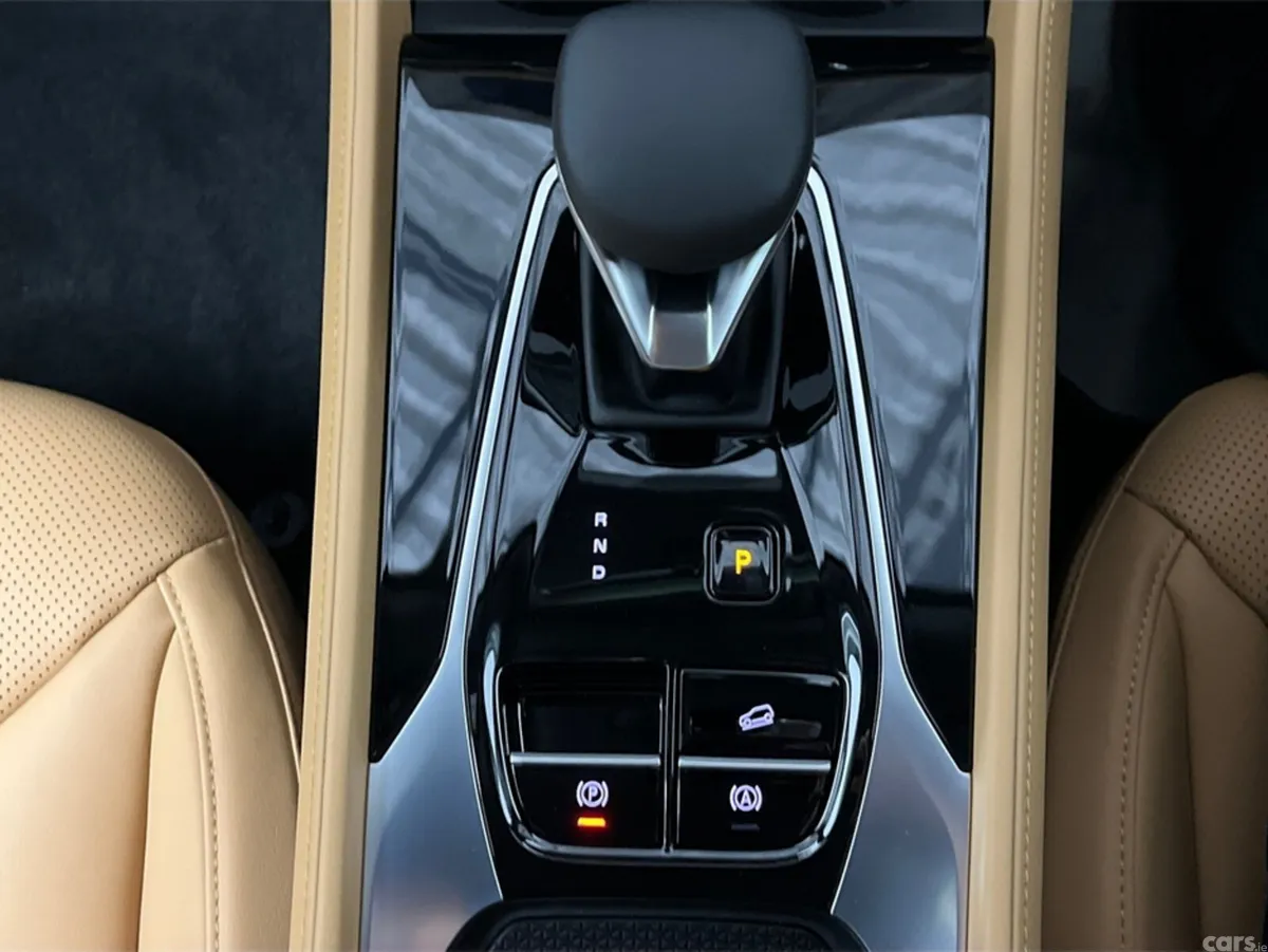 MG HS SUV, Petrol Hybrid, 2027, Black