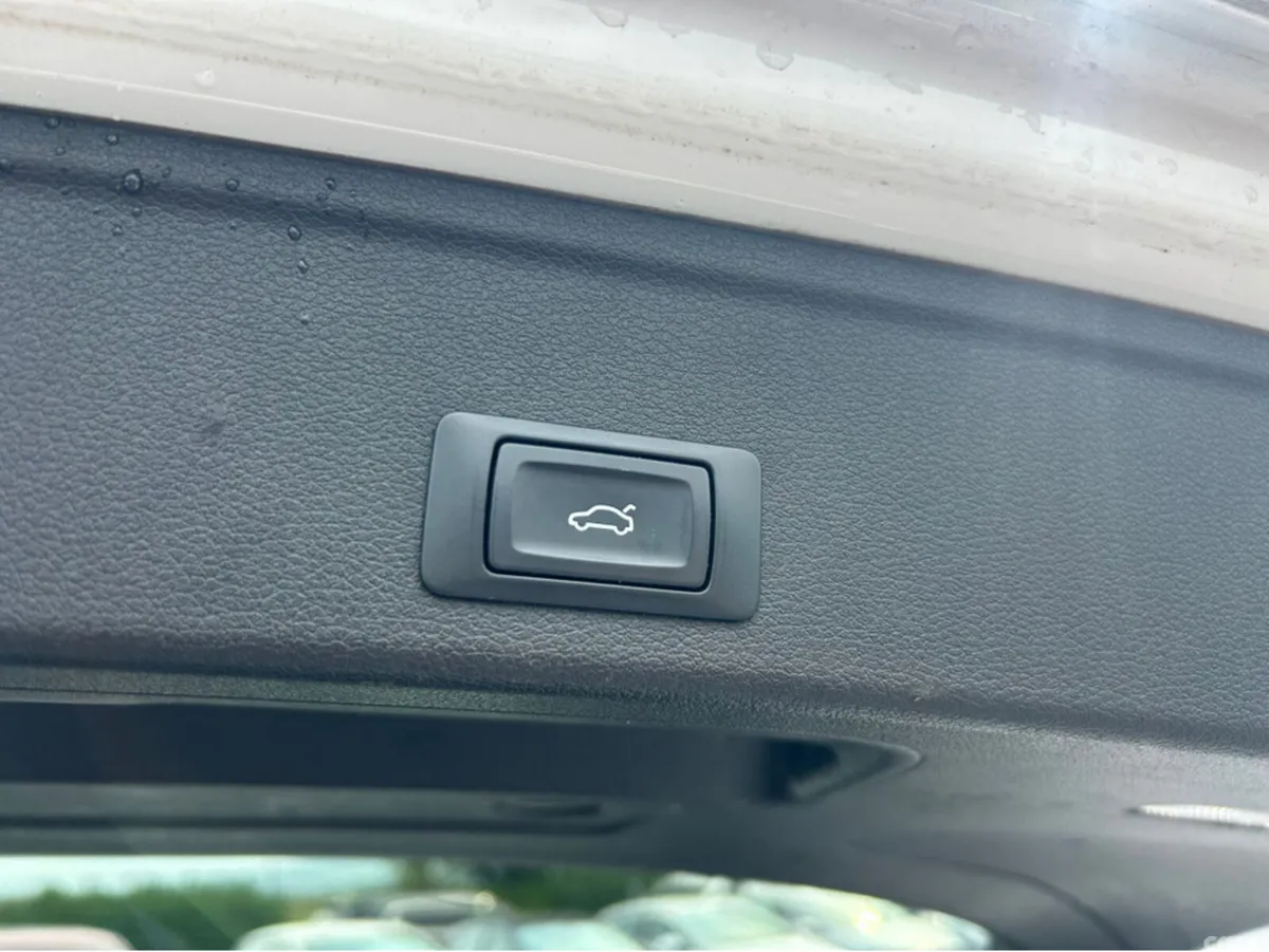Audi A4 Estate, Diesel, 2018, White