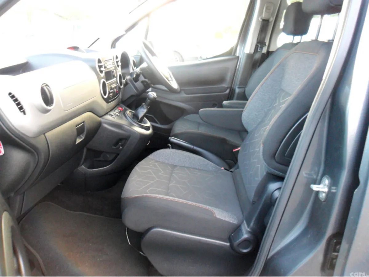 Peugeot Partner Estate, Diesel, 2018, Grey