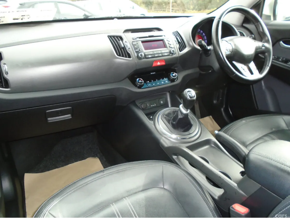 Kia Sportage SUV, Diesel, 2011, Beige