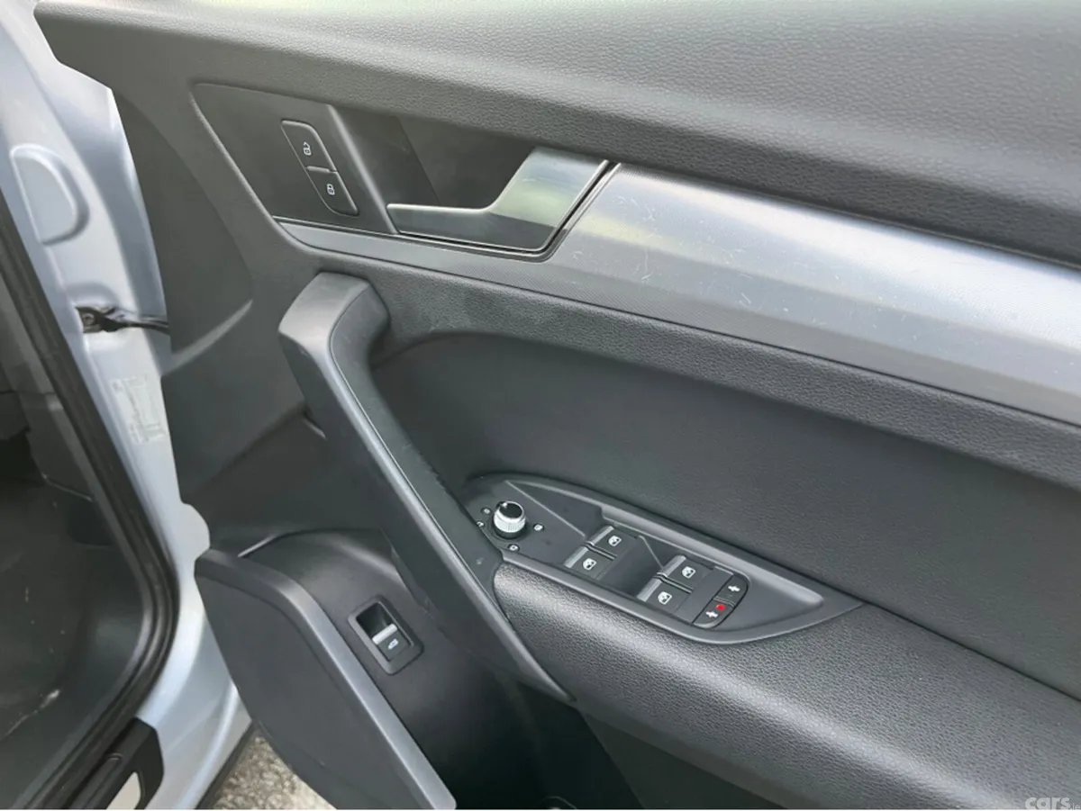 Audi Q5 SUV, Diesel, 2018, Grey