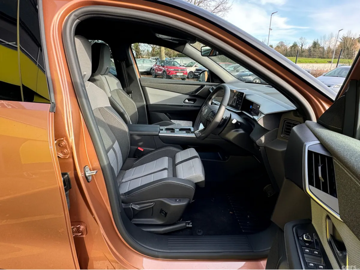 Opel Grandland SUV, Petrol Hybrid, 2026, Bronze