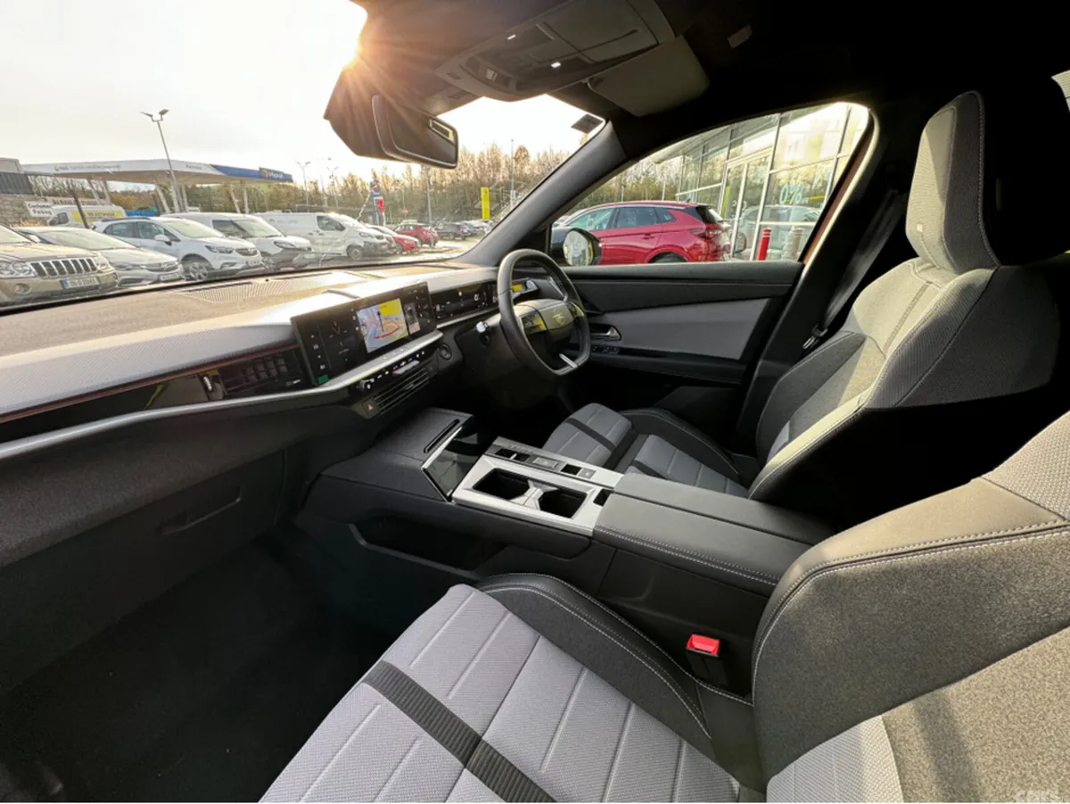 Opel Grandland SUV, Petrol Hybrid, 2026, Bronze