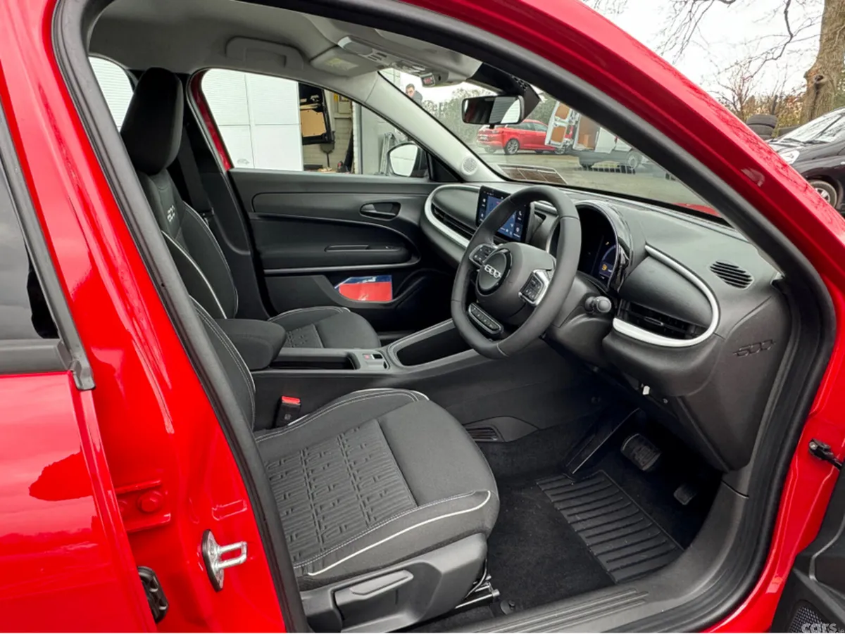Fiat 600 SUV, Petrol Hybrid, 2026, Red