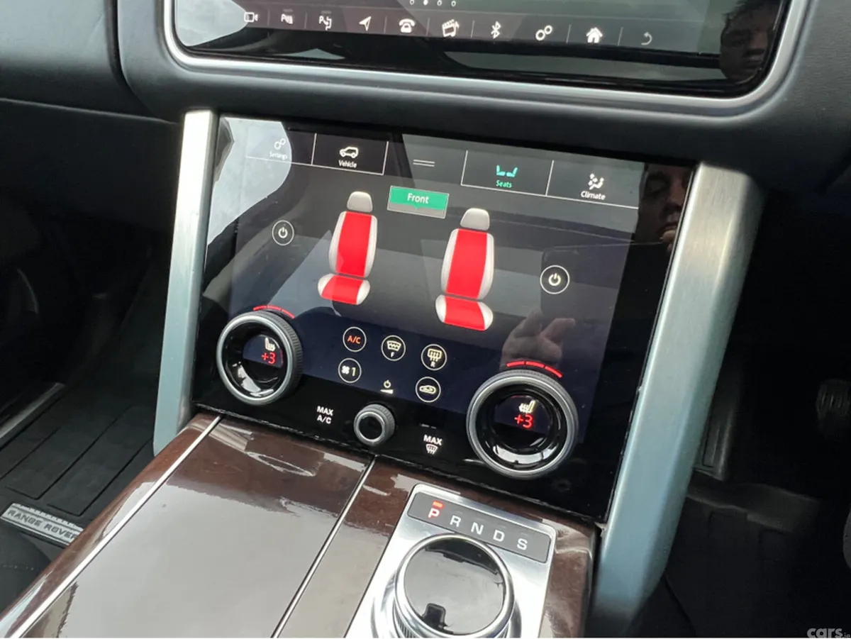 Land Rover Range Rover SUV, Petrol Plug-in Hybrid, 2018, Black