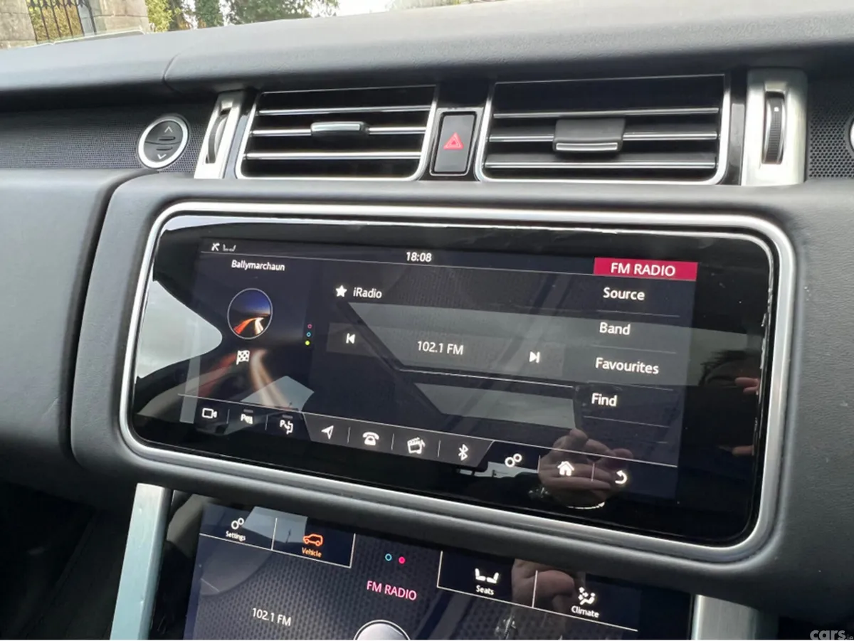 Land Rover Range Rover SUV, Petrol Plug-in Hybrid, 2018, Black