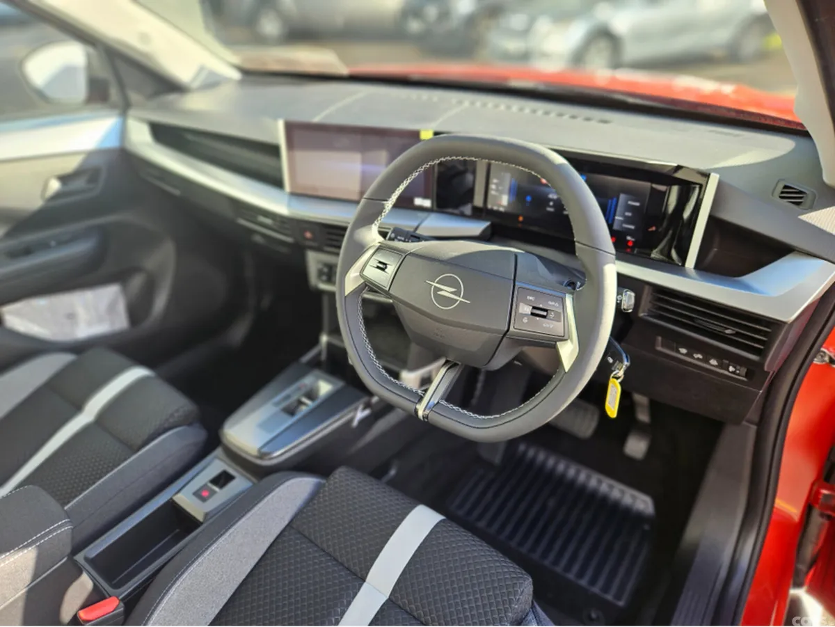 Opel Frontera SUV, Electric, 2026, Orange