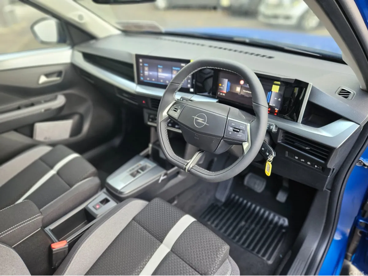 Opel Frontera SUV, Petrol Hybrid, 2026, Blue