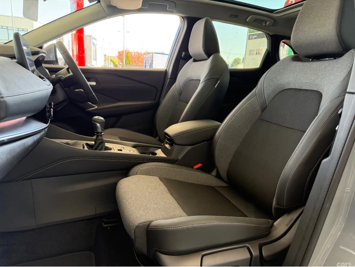 Nissan Qashqai SUV, Petrol, 2027, Grey