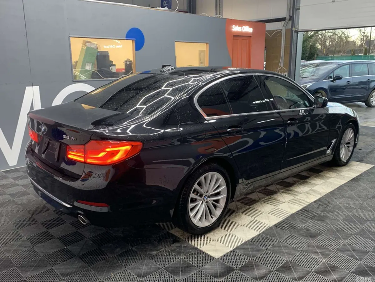 BMW 5-Series Saloon, Diesel, 2019, Black