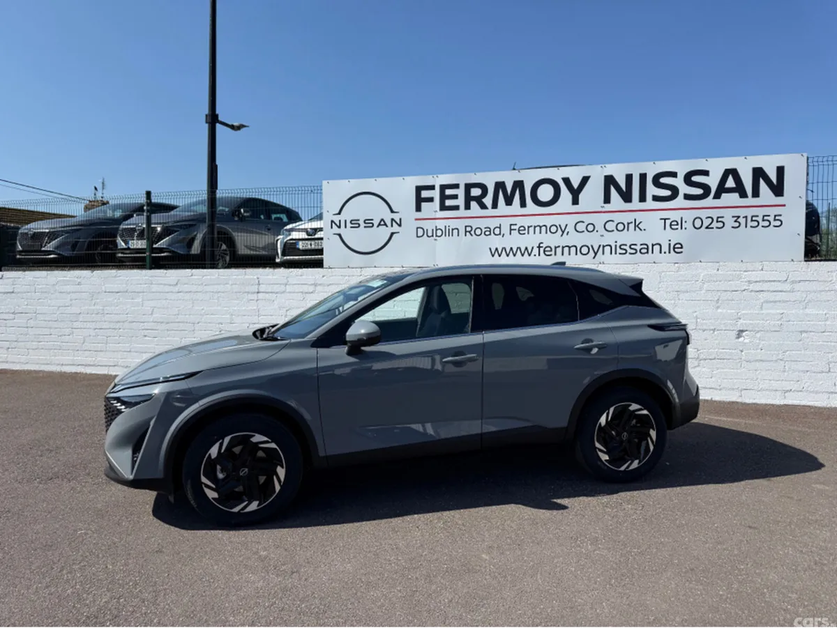 Nissan Qashqai SUV, Petrol, 2027, Grey
