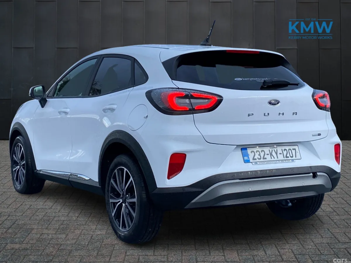 Ford Puma MPV, Petrol Hybrid, 2023, White