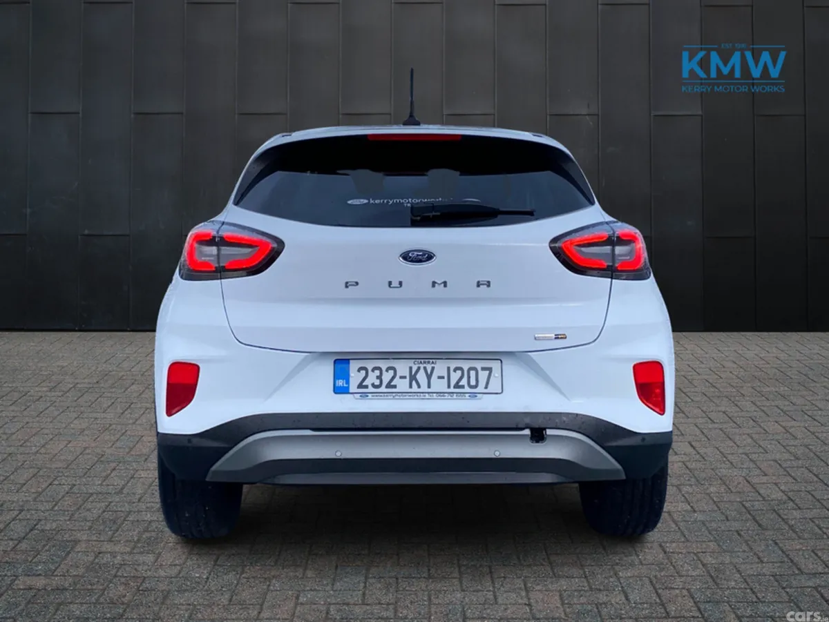 Ford Puma MPV, Petrol Hybrid, 2023, White