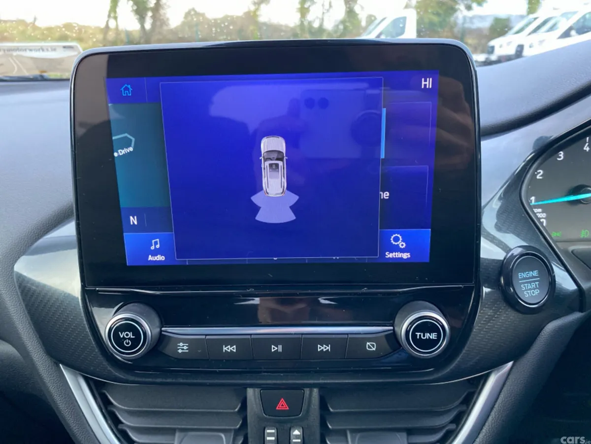 Ford Puma MPV, Petrol Hybrid, 2023, White