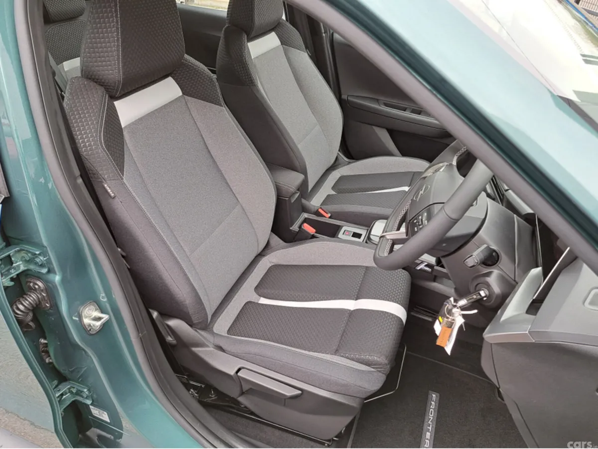 Opel Frontera MPV, Petrol Hybrid, 2026, Green