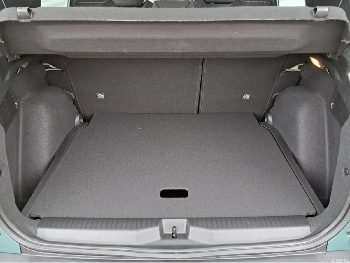 Opel Frontera MPV, Petrol Hybrid, 2026, Green