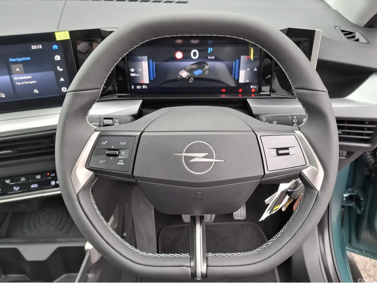 Opel Frontera MPV, Petrol Hybrid, 2026, Green