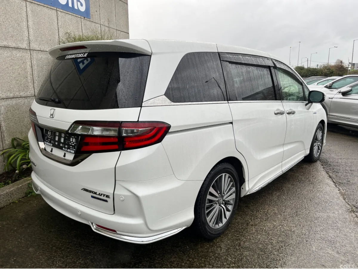 Honda Odyssey MPV, Petrol Hybrid, 2020, White