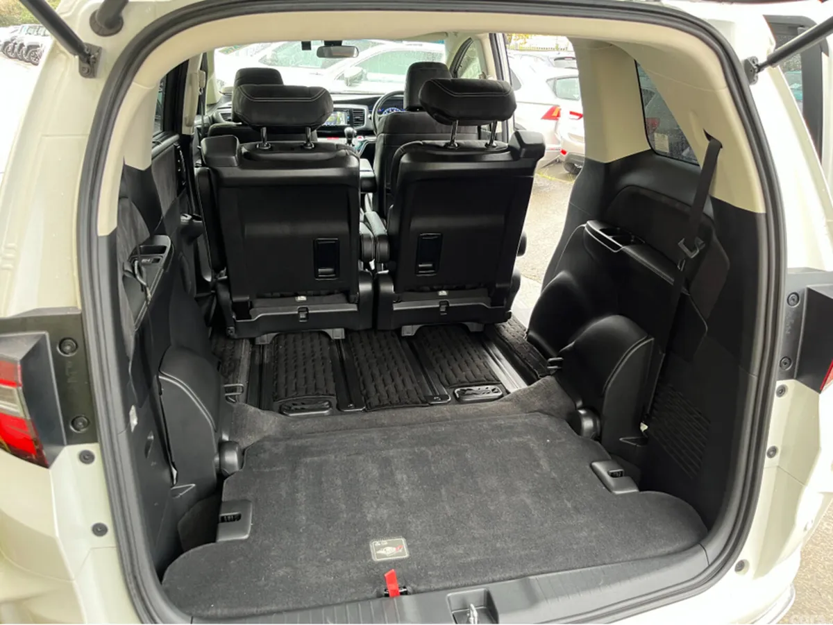 Honda Odyssey MPV, Petrol Hybrid, 2020, White