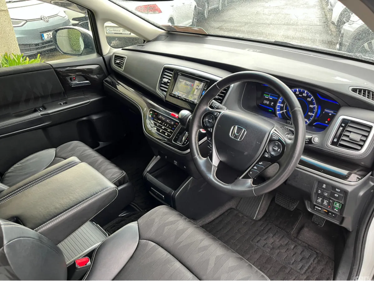 Honda Odyssey MPV, Petrol Hybrid, 2020, White