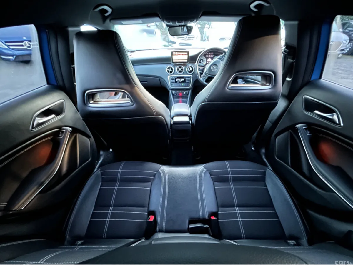 Mercedes-Benz A-Class Hatchback, Petrol, 2013, Blue