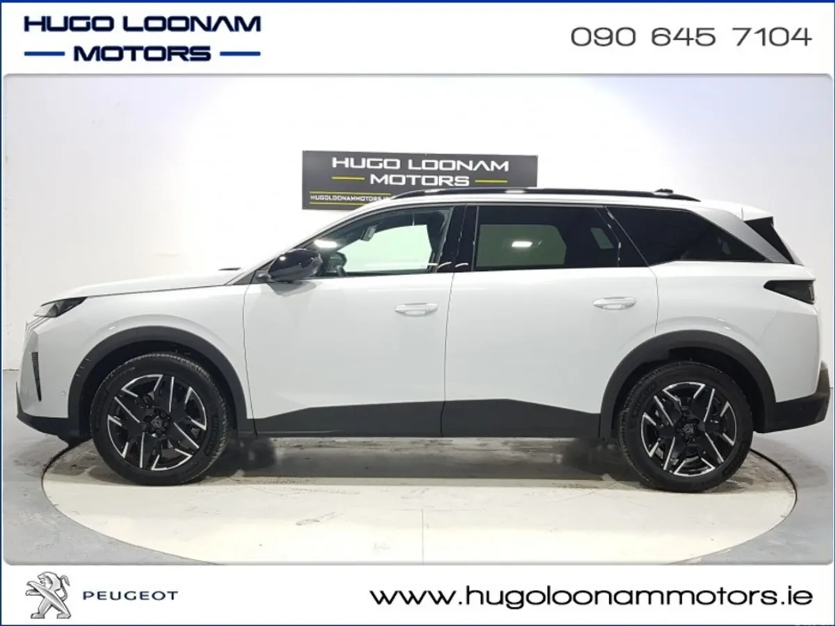 Peugeot 5008 SUV, Petrol Hybrid, 2026, Blue