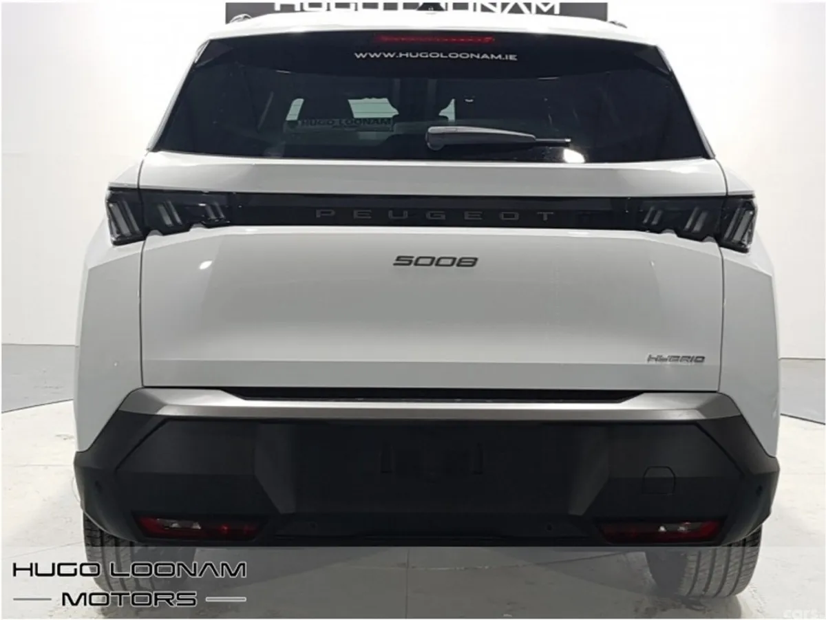 Peugeot 5008 SUV, Petrol Hybrid, 2026, Blue