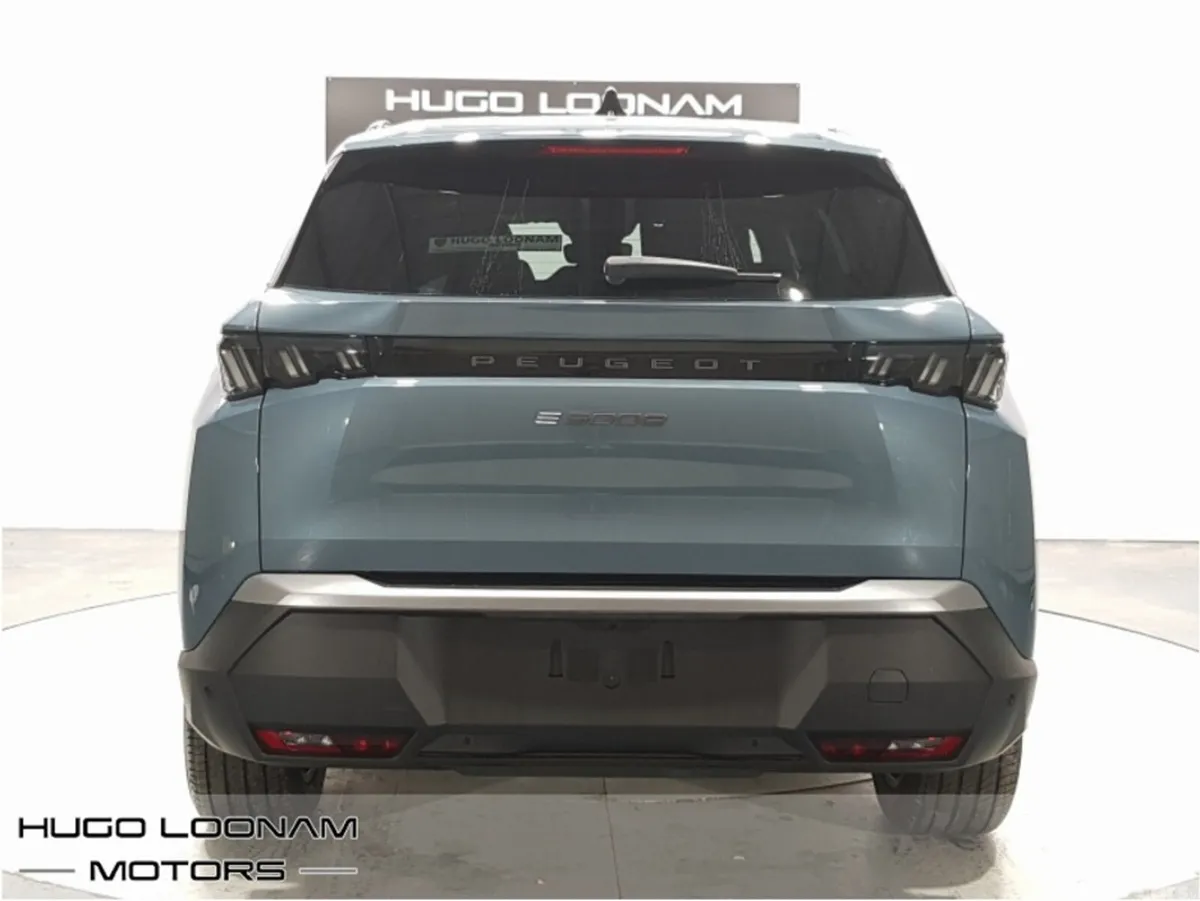 Peugeot 5008 SUV, Electric, 2026, Blue