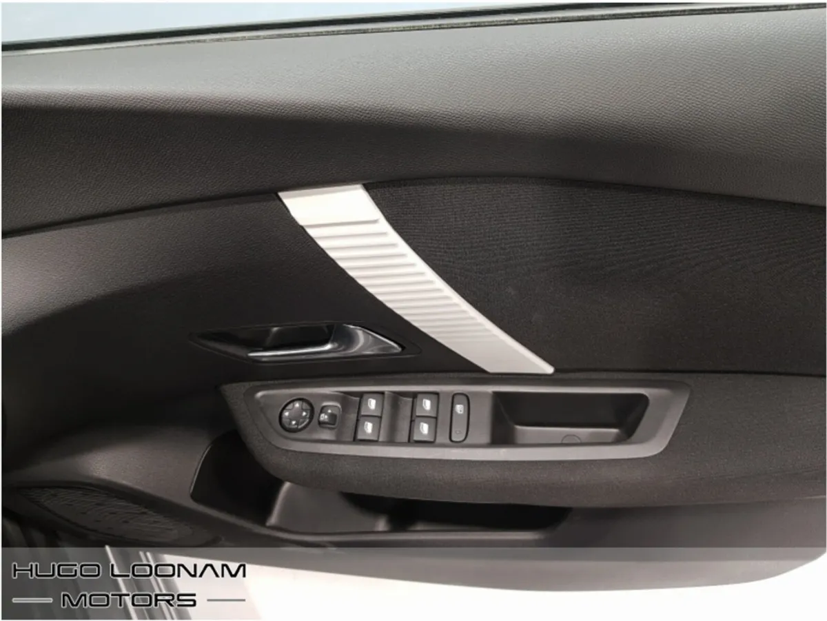 Citroen C4 Hatchback, Petrol Hybrid, 2026, Grey