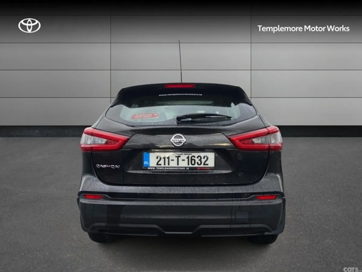 Nissan Qashqai MPV, Petrol, 2021, Black