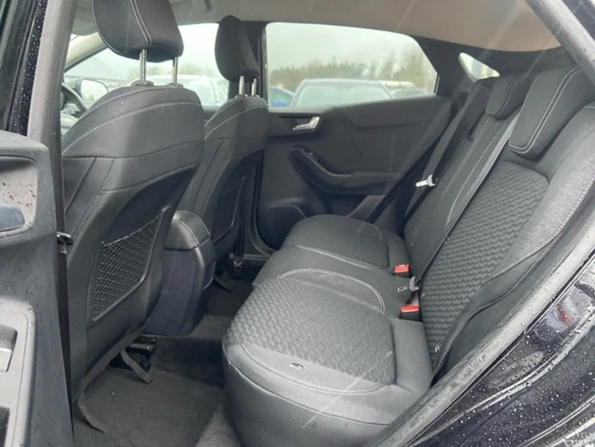 Ford Puma MPV, Petrol Hybrid, 2021, Black